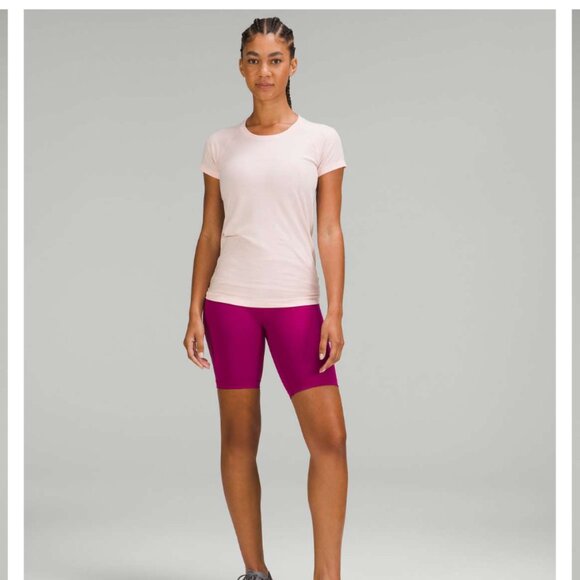 NWT Swiftly Tech Short-Sleeve Shirt 2.0 Strawberry Milkshake size 4 - Picture 2 of 6